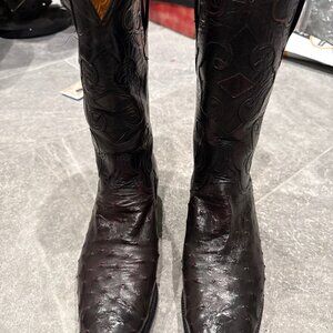 Luccchese Classics Women's Full Quill Osterich Black Cherry 10.5D